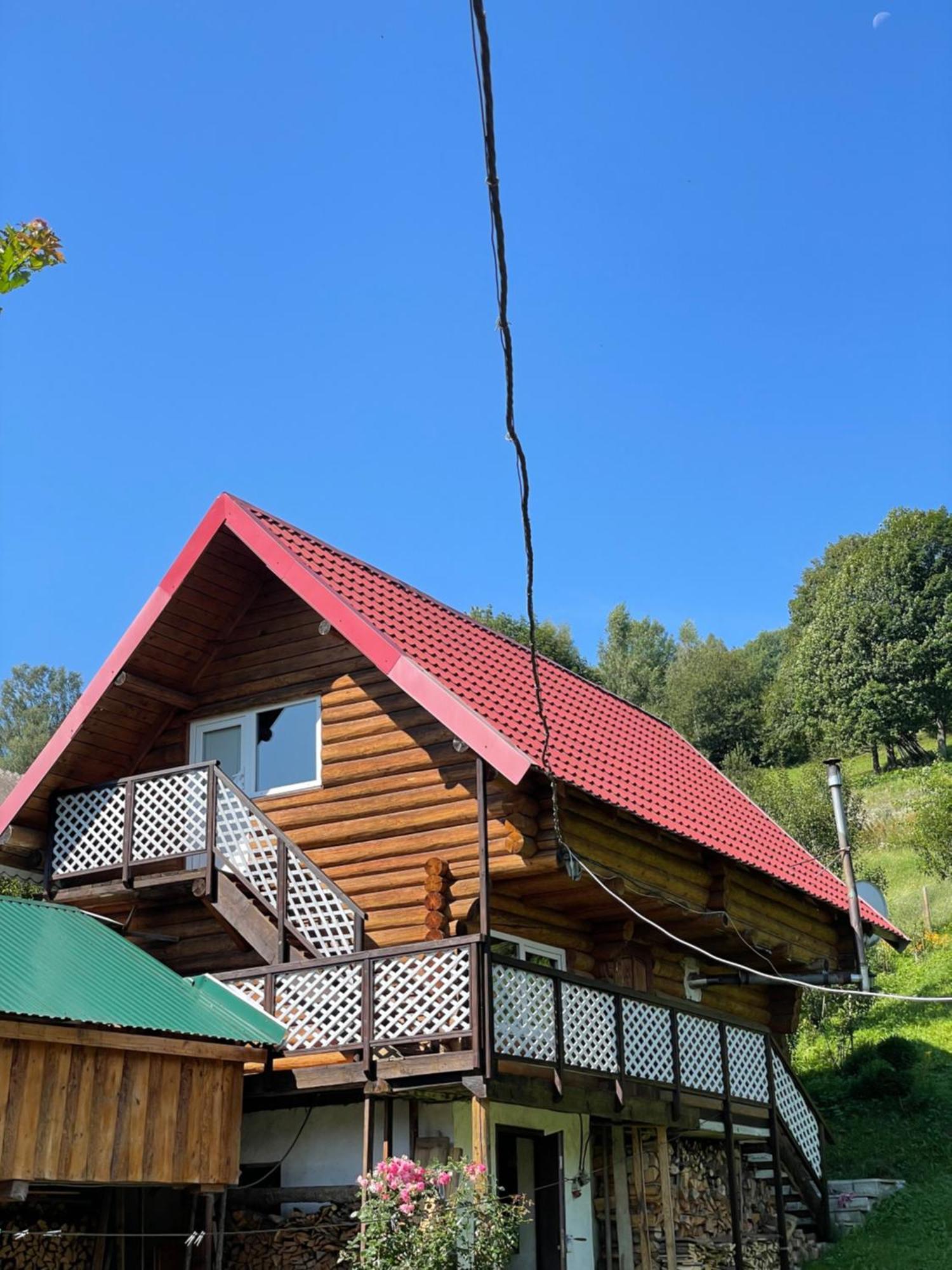 У Олега Hotel Verkhne-Studenyy Ngoại thất bức ảnh