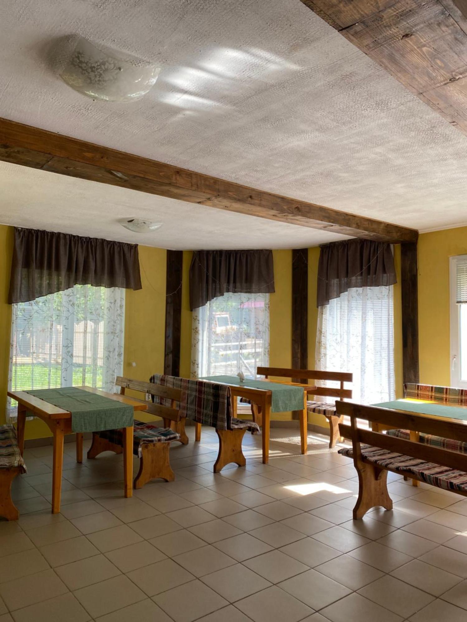 У Олега Hotel Verkhne-Studenyy Ngoại thất bức ảnh